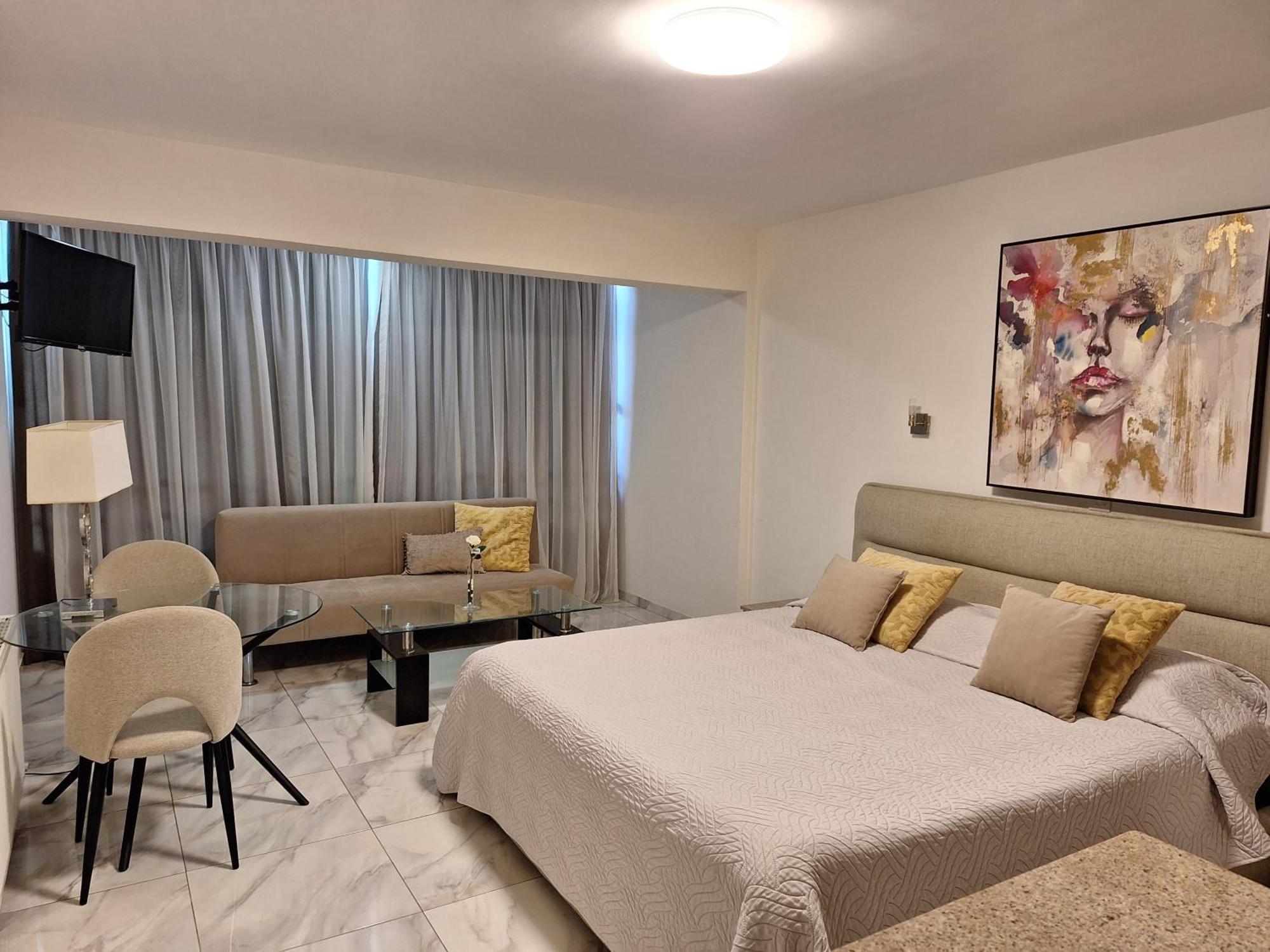 Marianna Hotel Apartments Limassol Ngoại thất bức ảnh