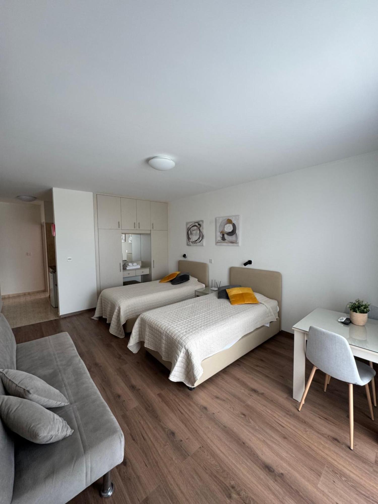 Marianna Hotel Apartments Limassol Ngoại thất bức ảnh