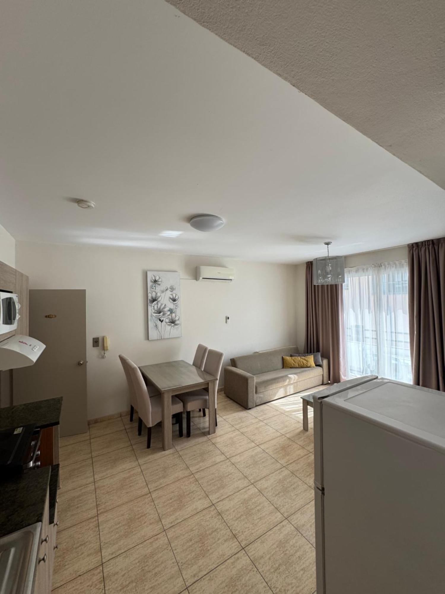 Marianna Hotel Apartments Limassol Ngoại thất bức ảnh