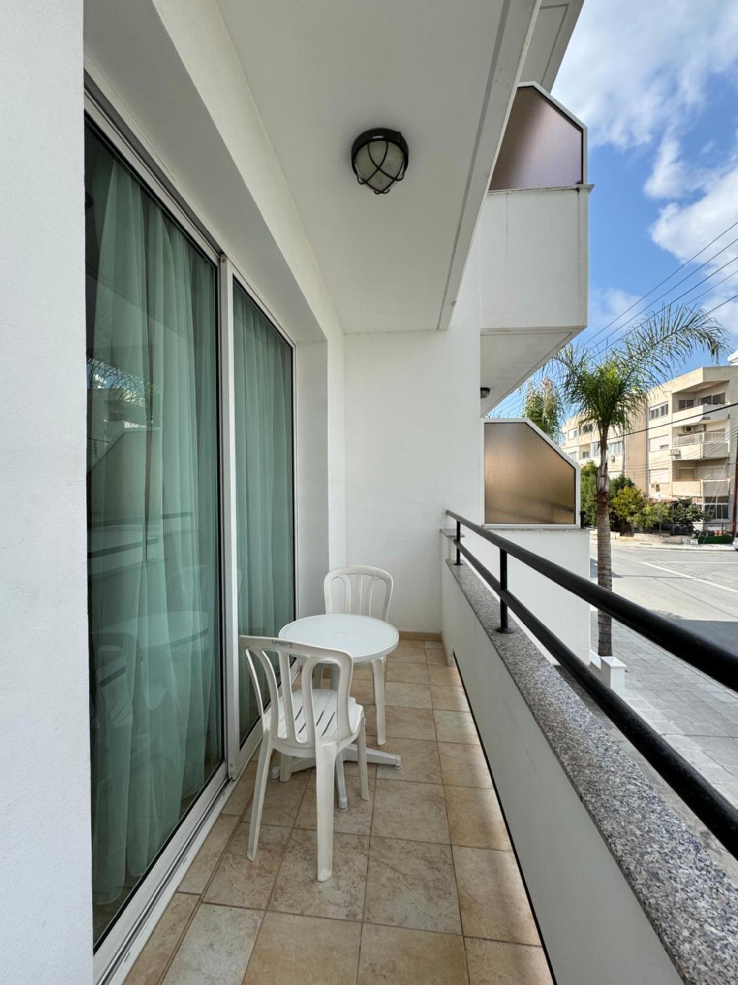 Marianna Hotel Apartments Limassol Ngoại thất bức ảnh