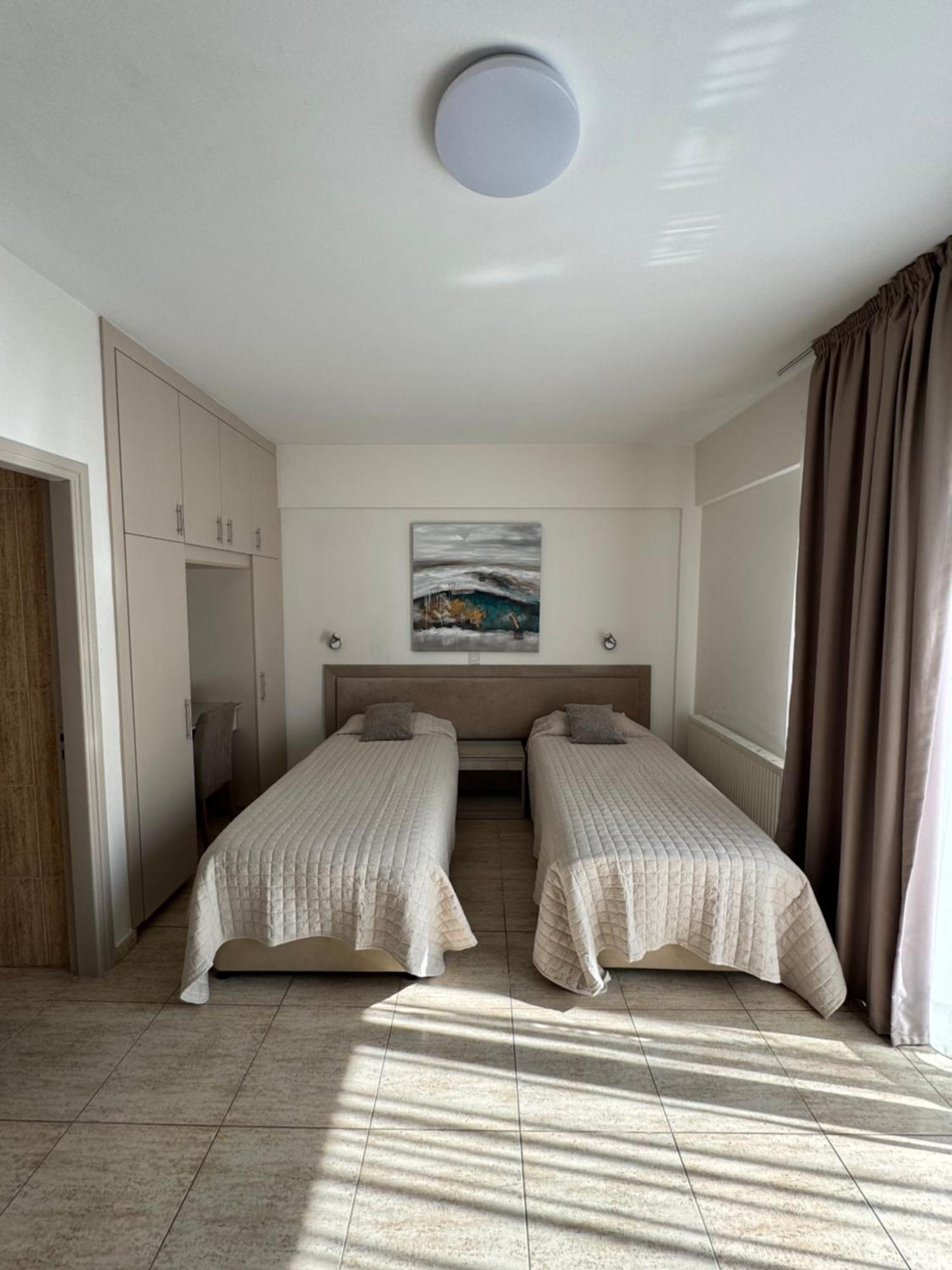 Marianna Hotel Apartments Limassol Ngoại thất bức ảnh