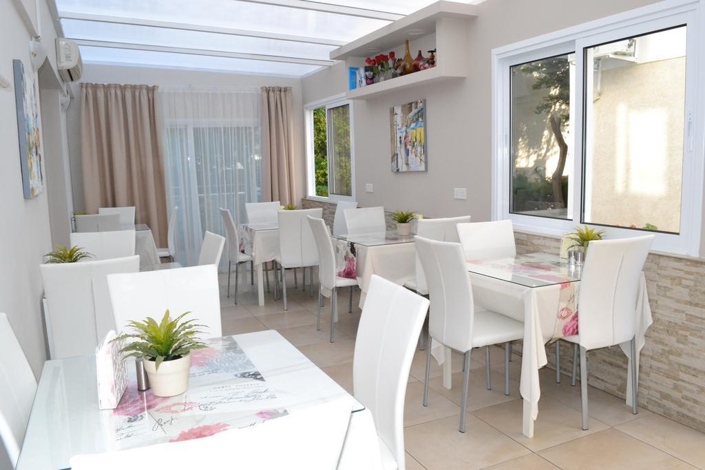 Marianna Hotel Apartments Limassol Ngoại thất bức ảnh